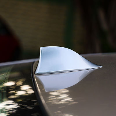 Universal 88-108 Wireless Decoration Offroad Carbon Roof Radio AM FM Car Shark Fin Antenna